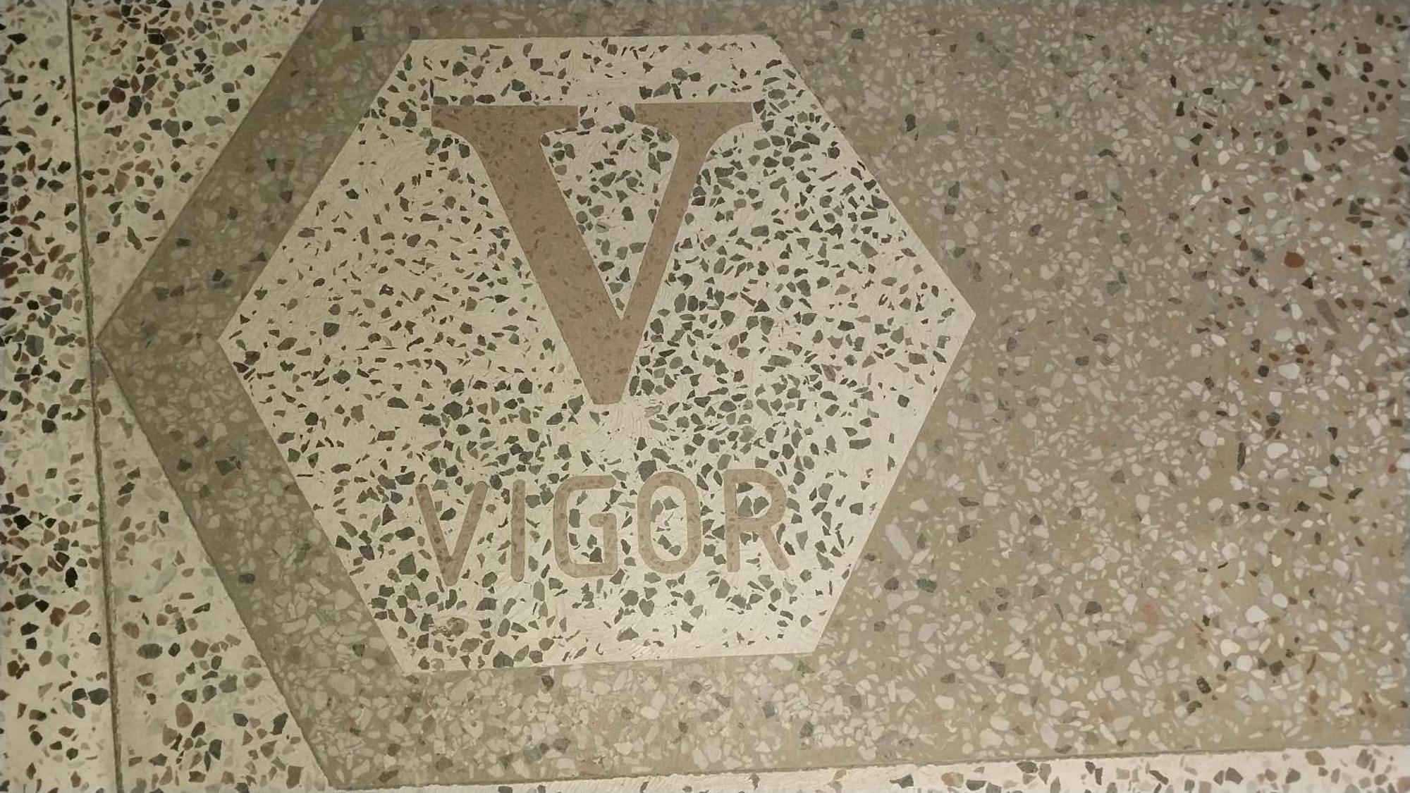 西格纳吉 Vigor酒店 外观 照片